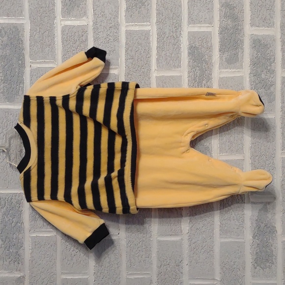 First Moments Babies Bumblebee Bodysuit Onesie Dress Up Halloween Costume 6/9M - Picture 3 of 11